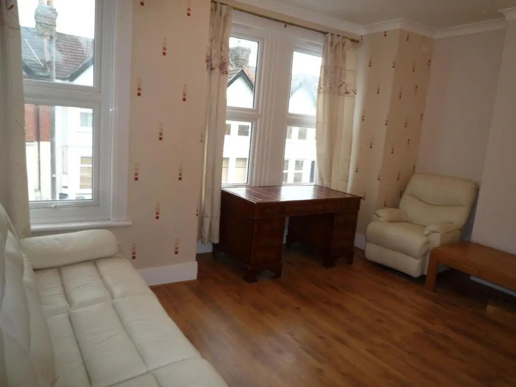 Boundary Road, 1 Bedroom & 2 Bedroom Flats