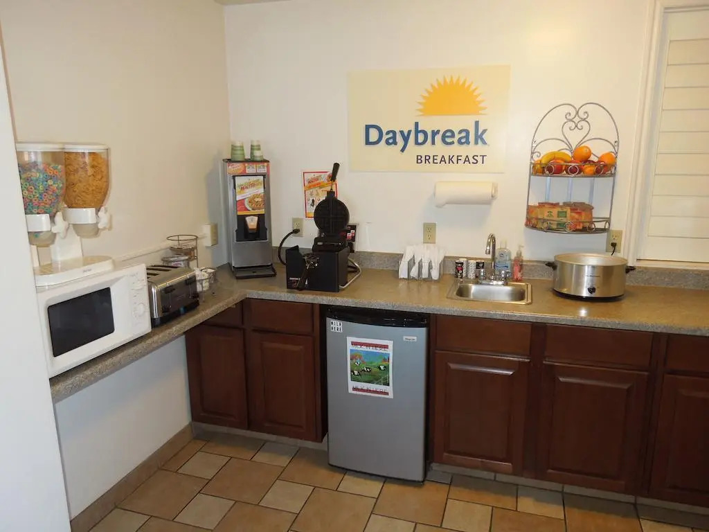 Days Inn Riverton