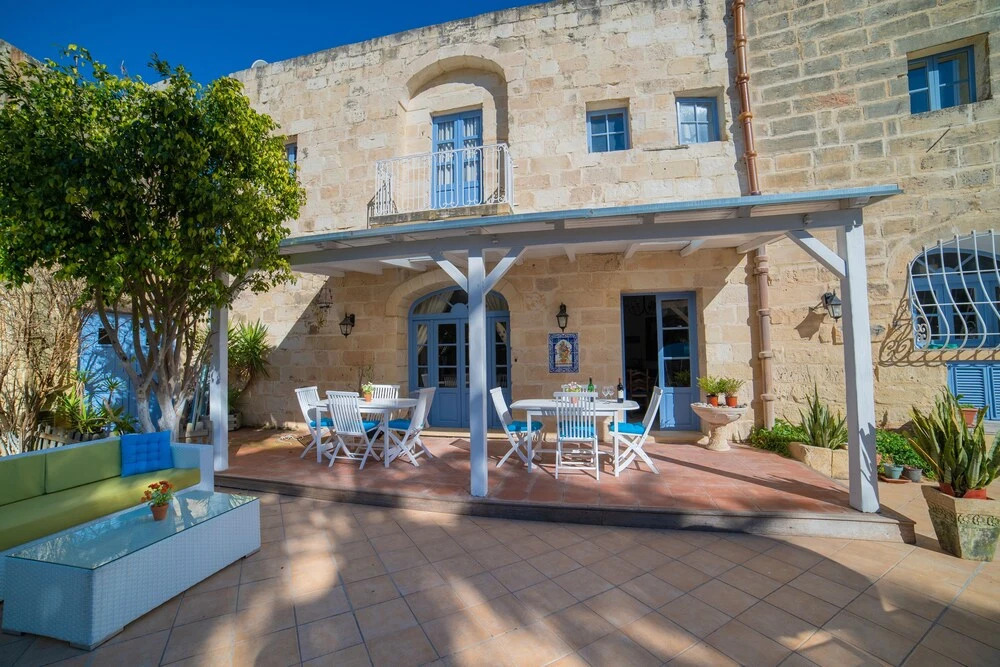 Village Knights Accommodation