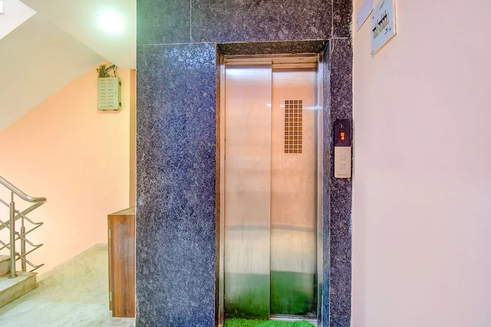 Imperio I by  FabHotel