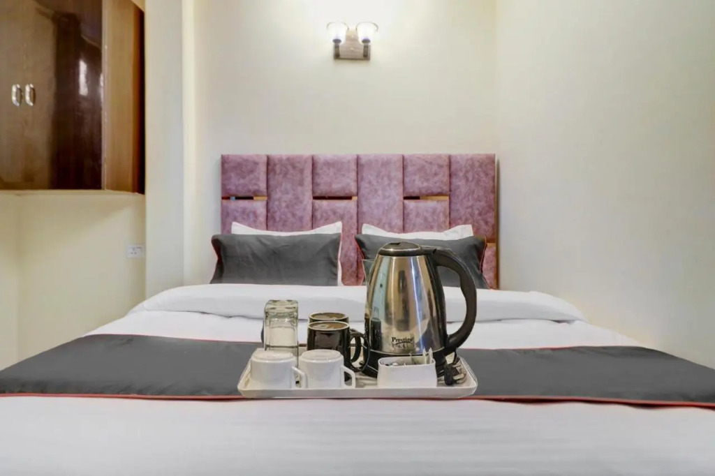 OYO 91483 Hotel Amazing House
