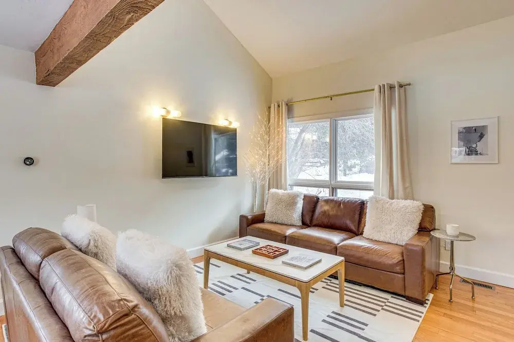 Par & Powder: Avon Haven w/ Golf & Ski Access!