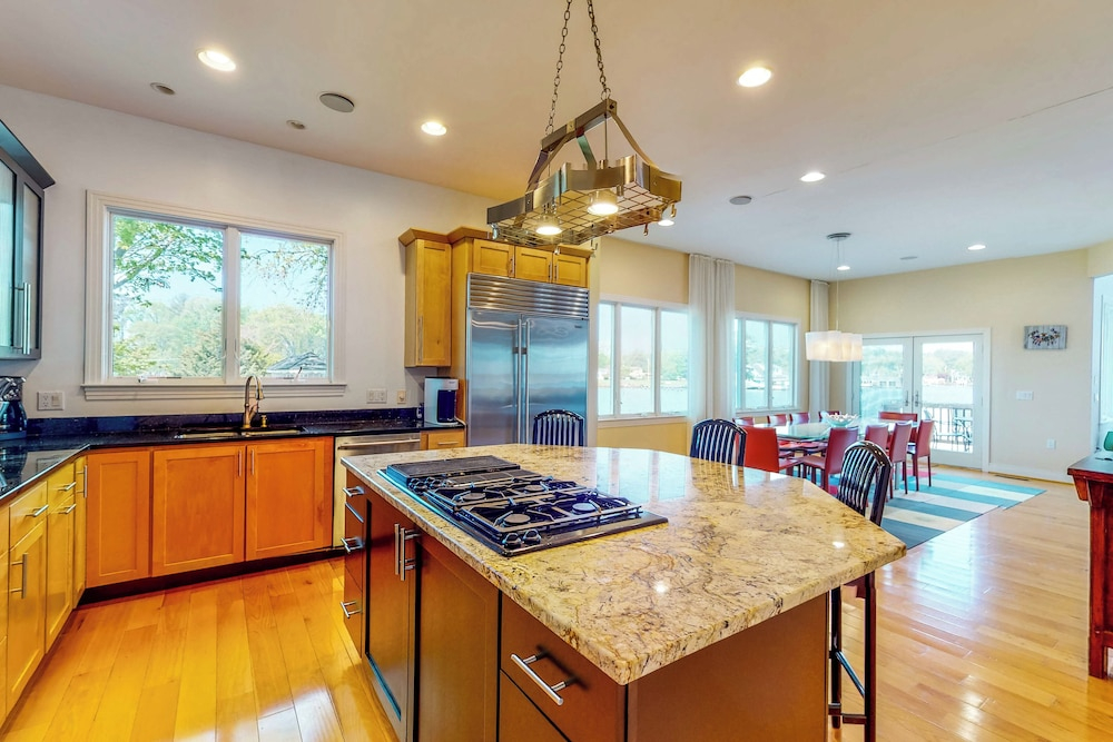 4BR House Winchester Creek Estate