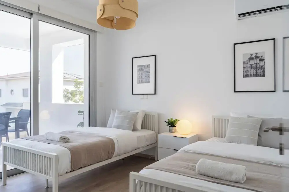 Valleria - 2 BR Apt W Pool in Larnaca