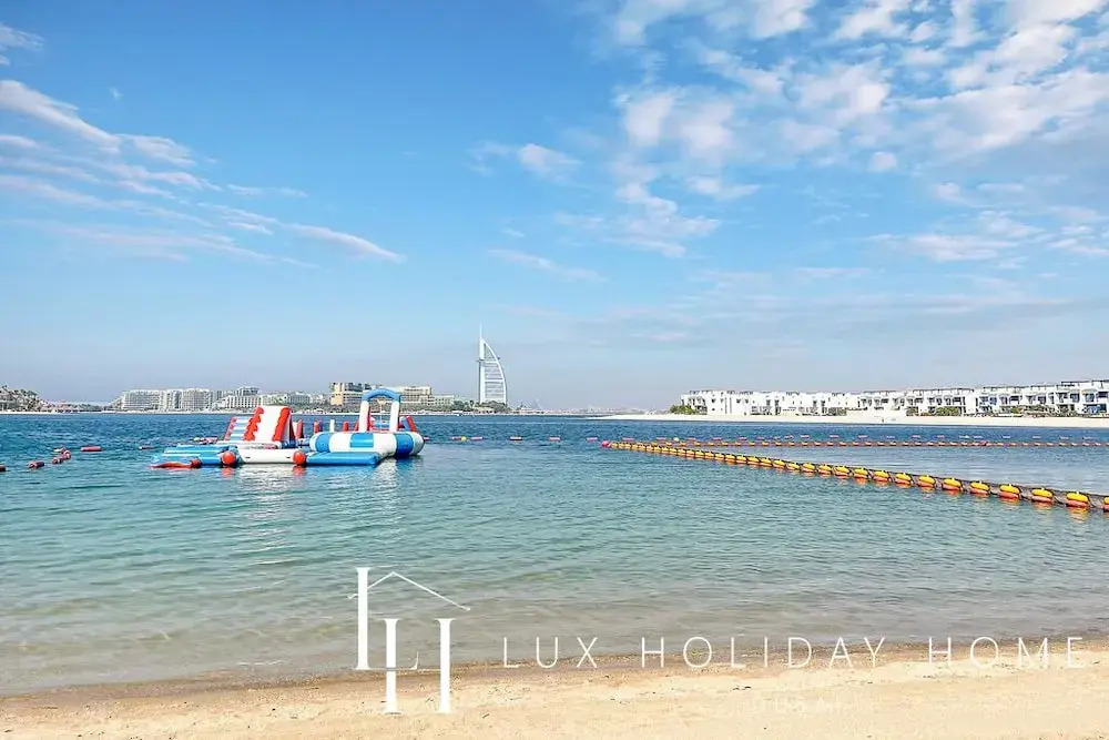LUX Holiday Home - Al Nabat 1