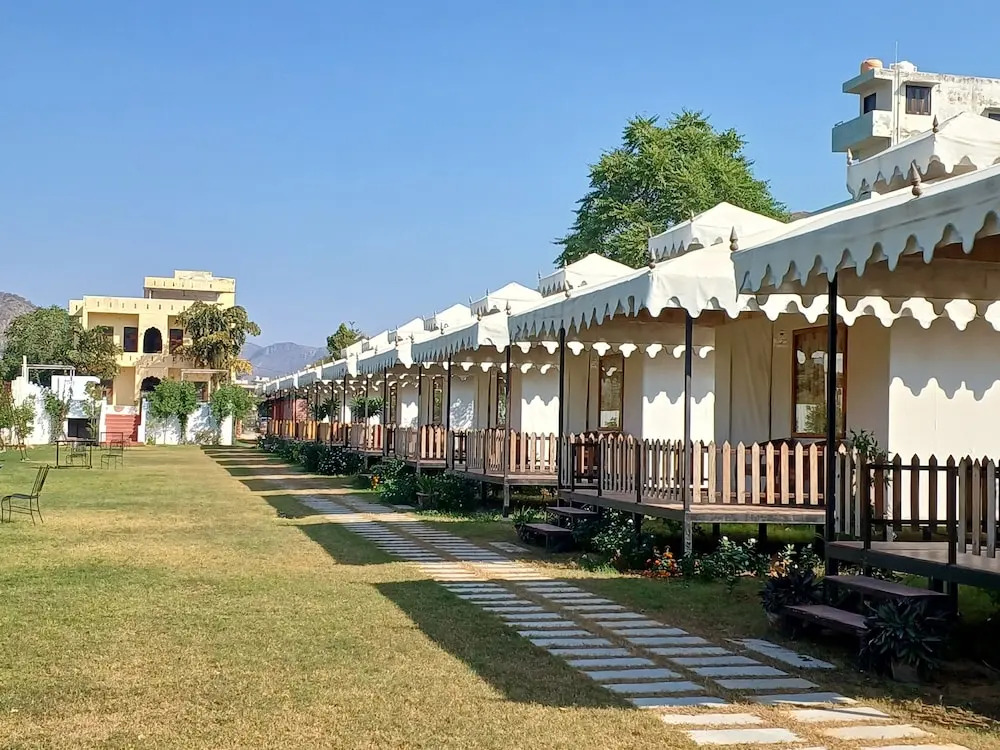 Royal Pushkar Camps