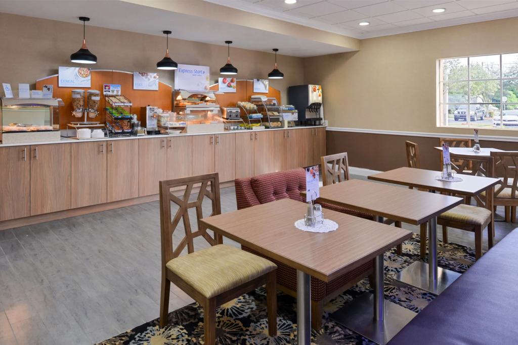 Holiday Inn Express Hotel & Suites Bonita Springs/Naples by IHG