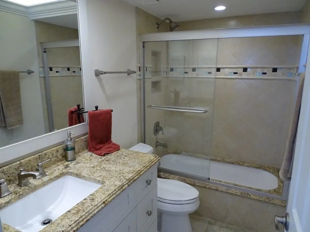 Seaview Condo #7255 2 Bedrooms 2 Bathrooms Condo
