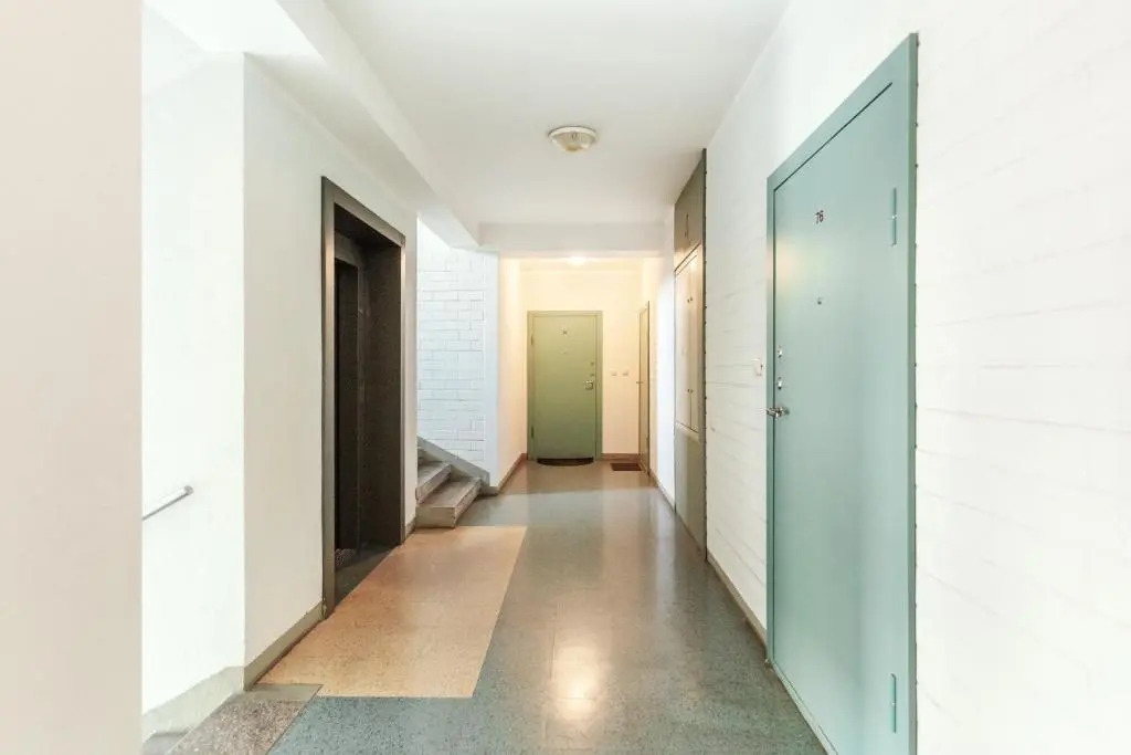 #stayhere - Spacious & Bright 1BDR Apartment Shopping District
