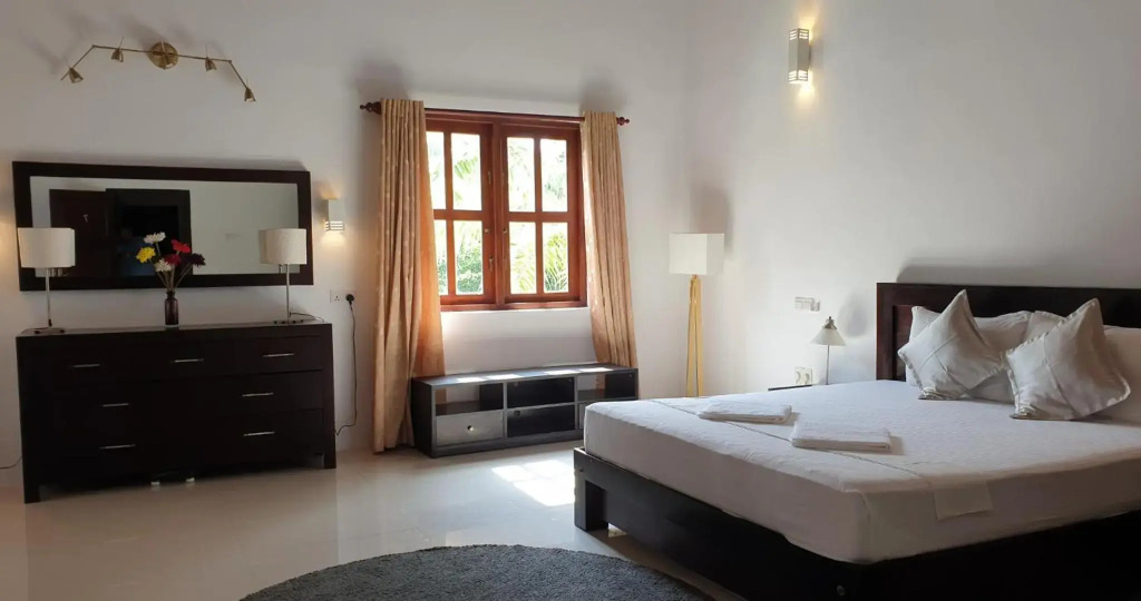Super Spacious Amazing Private Holiday Villa 10 min to Hikkaduwa Beach