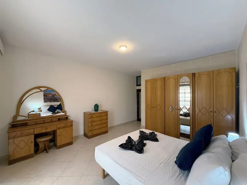 Traditional Maltese 3BD Apartment