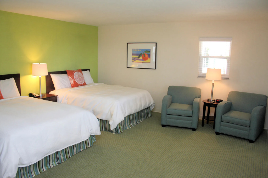 Carousel Inn on the Beach