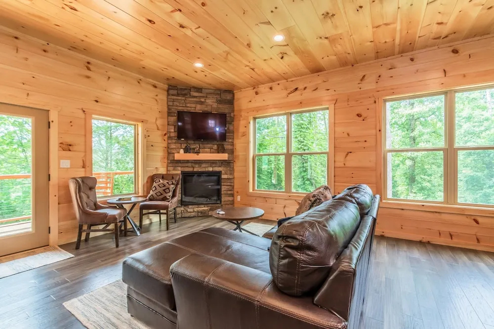 2 All-suite Luxury S W/ Swim Spa & Hot Tub 10 Bedroom Cabin