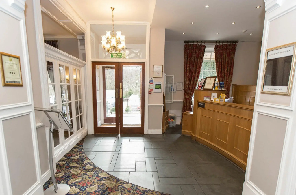Royal Victoria Hotel Snowdonia