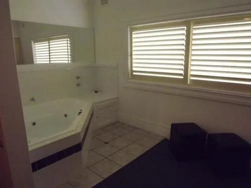 Rosalea Guesthouse
