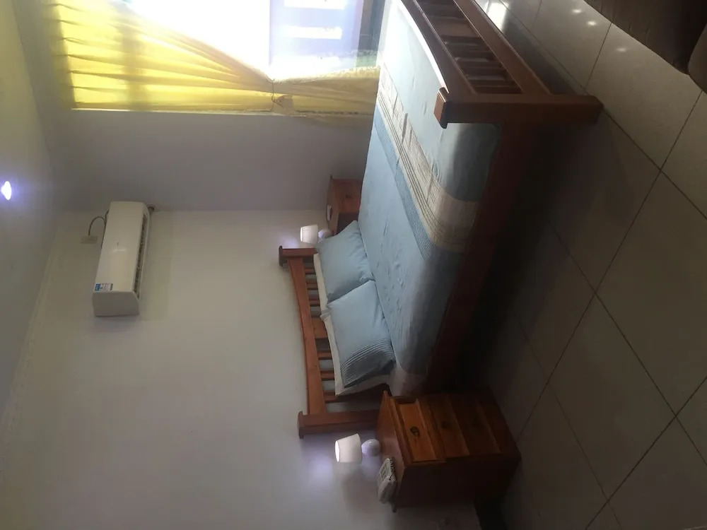 Tungi Colonnade Hotel