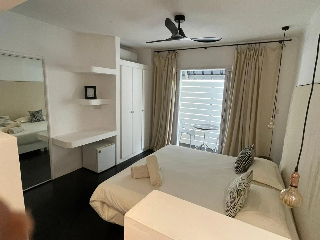 Sous le Badamier Quiet Boutique Hotel with Pool near Grand Baie