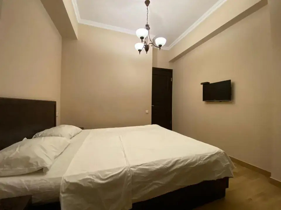 Yeznik Koghbatsi - Amiryan crossroads 1 bedroom Comfy apartment KO110