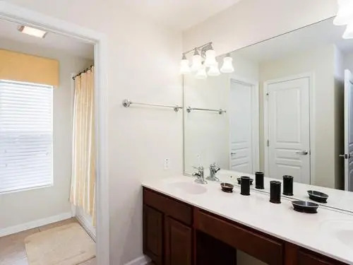 Villa 2572 Archfeld Windsor Hills