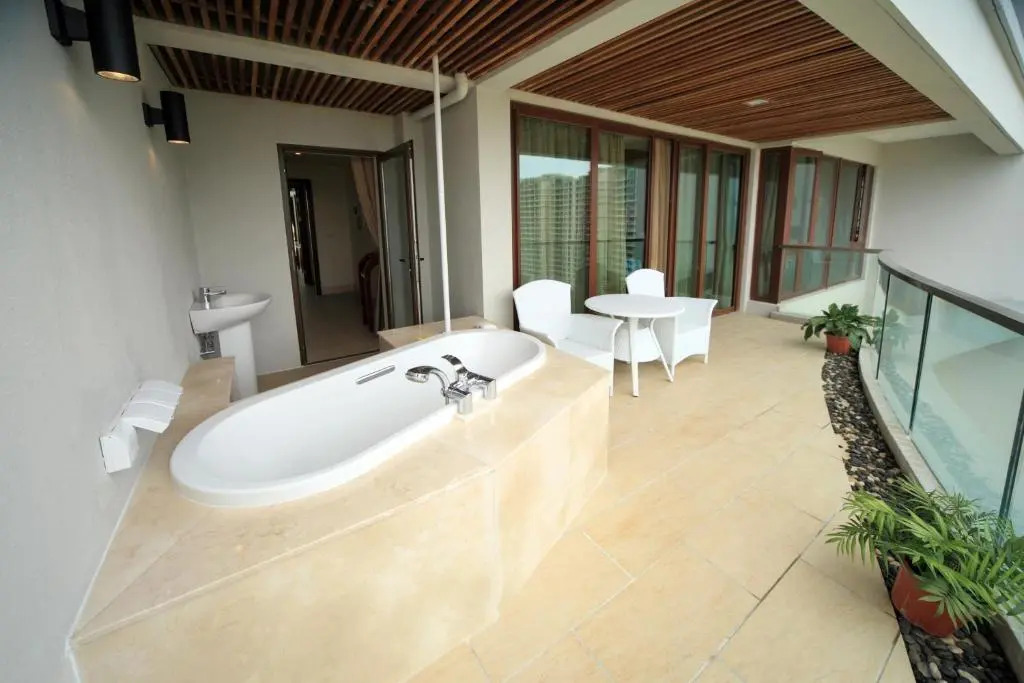 Hainan Qinheyuan Adult Year Club Aparthotel