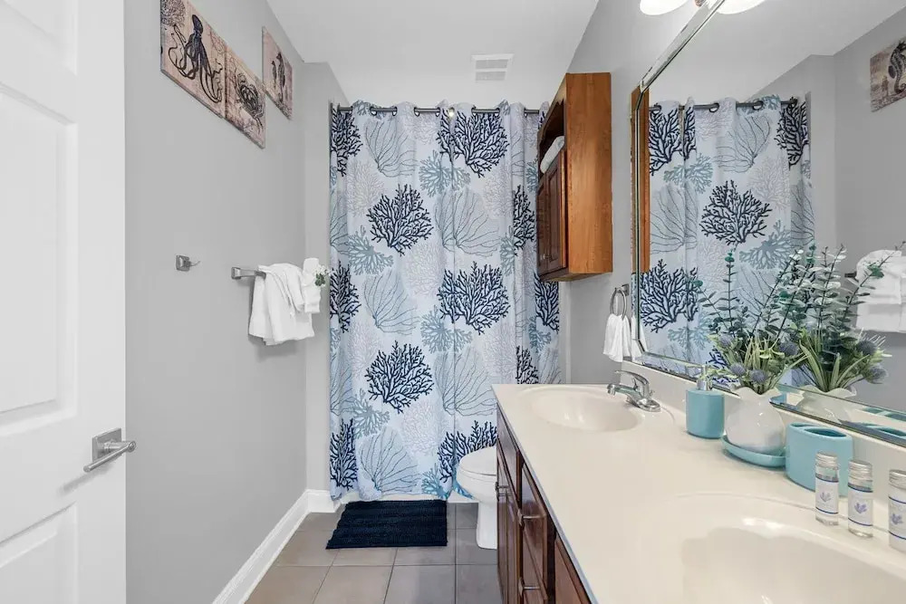 Magnolia Pointe Three-bedroom Apartment 305-4820