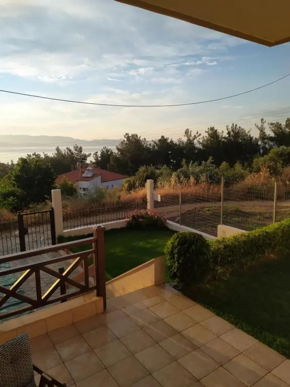 Afrodites sea view house