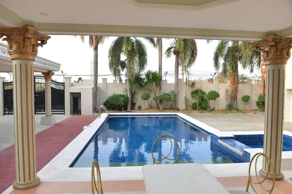 El Palacio Hotel