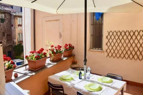 Cuore di Roma con Terrazza Privata a Piazza Venezia