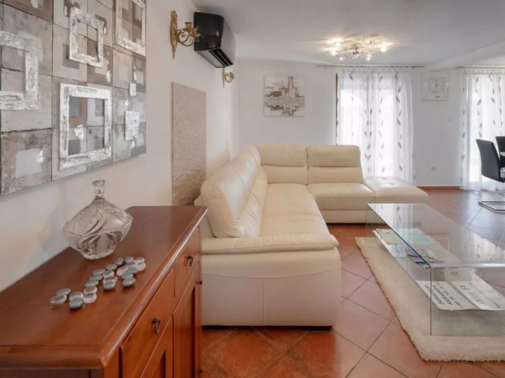 Holiday Home Aleksandra by Interhome