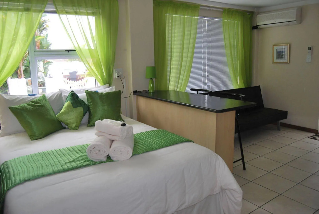 Cape Wine Route Guesthouse