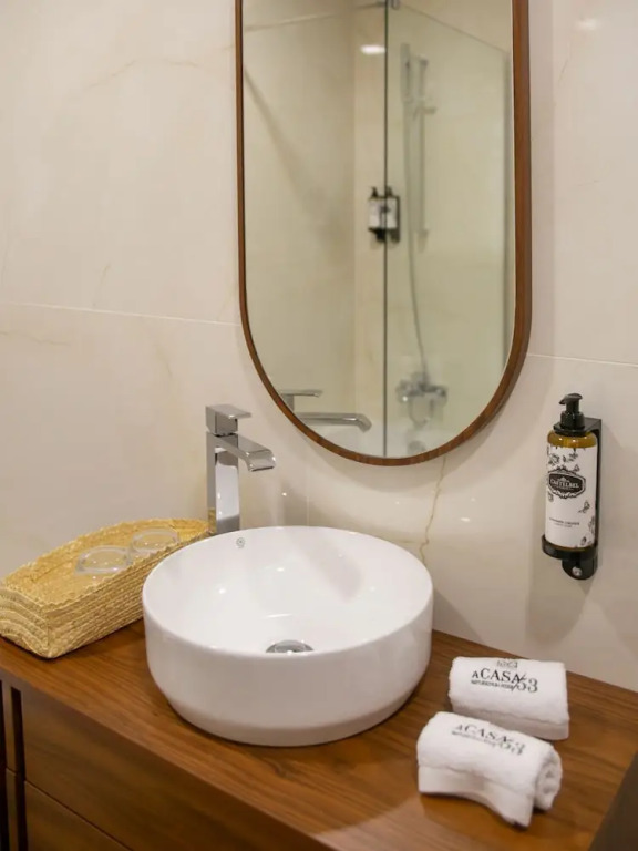 Constance Retreat - Douro Verde by FERO