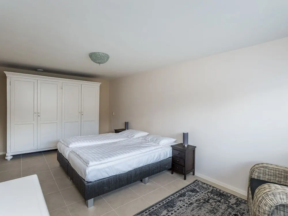 Luxurious 6-person Apartment in Grevelingenmeer Marina