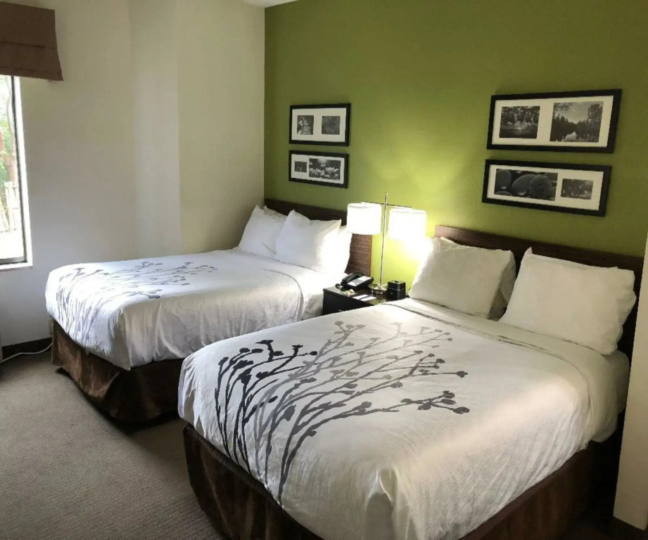 Days Inn by Wyndham McDonough