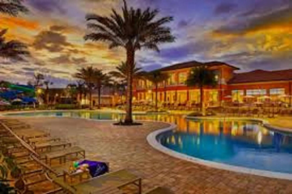 Cozy Home with Hot Tub at Encantada 302
