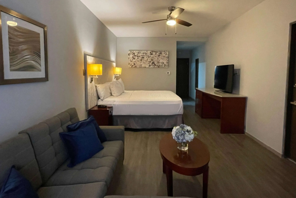 Esplendor by Wyndham Los Mochis Country Place