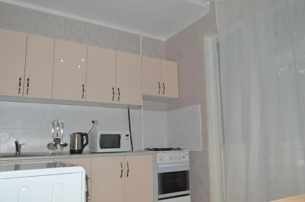 Apartment on Ibraimova, 69