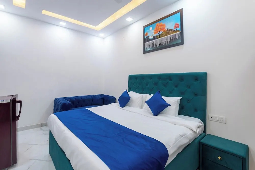 Park Pacific By Saavi Hotel