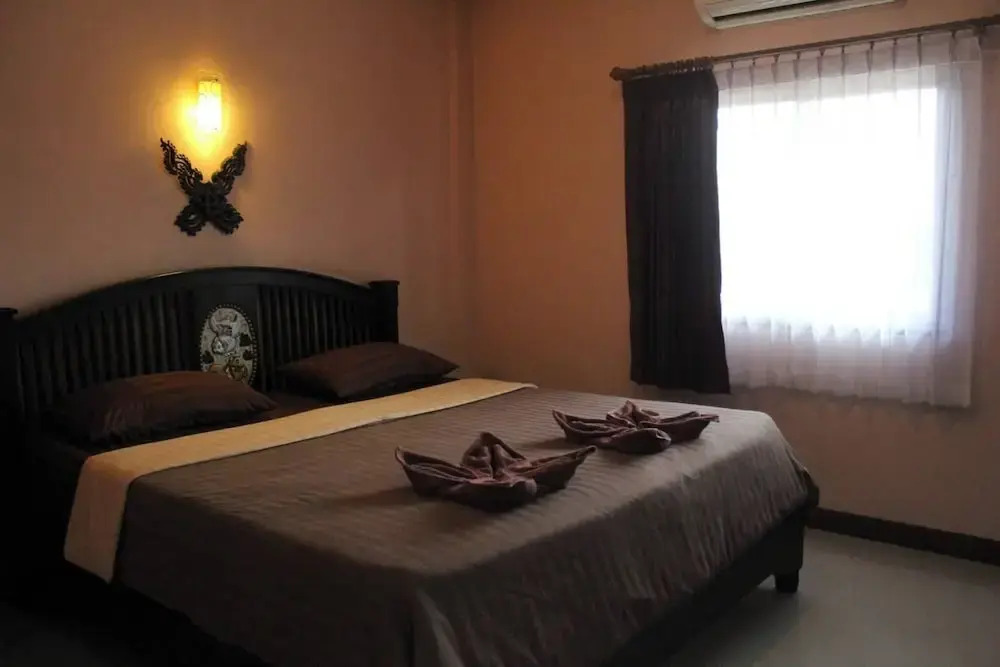 Sukhothaigrand hotel and landmark