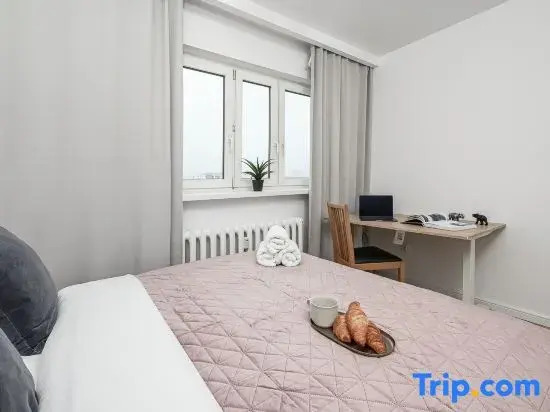 Lumina 3-room apartment with balcony