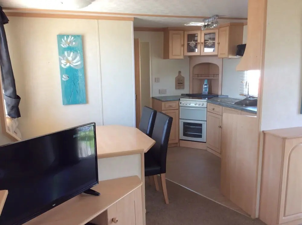 Tracis Caravan
