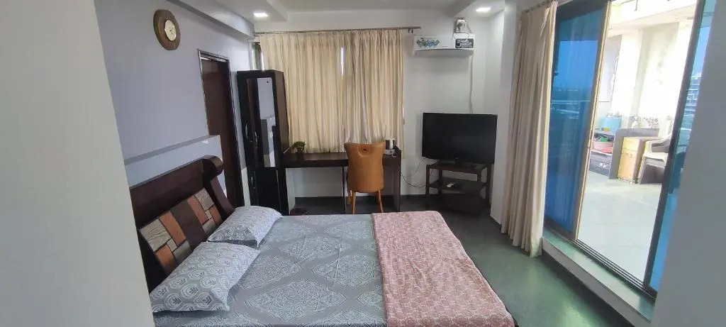 Lovely Ac Condo with Terrace view