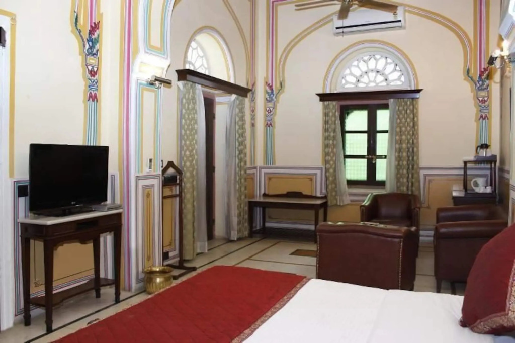 Hotel Narayan Niwas Palace