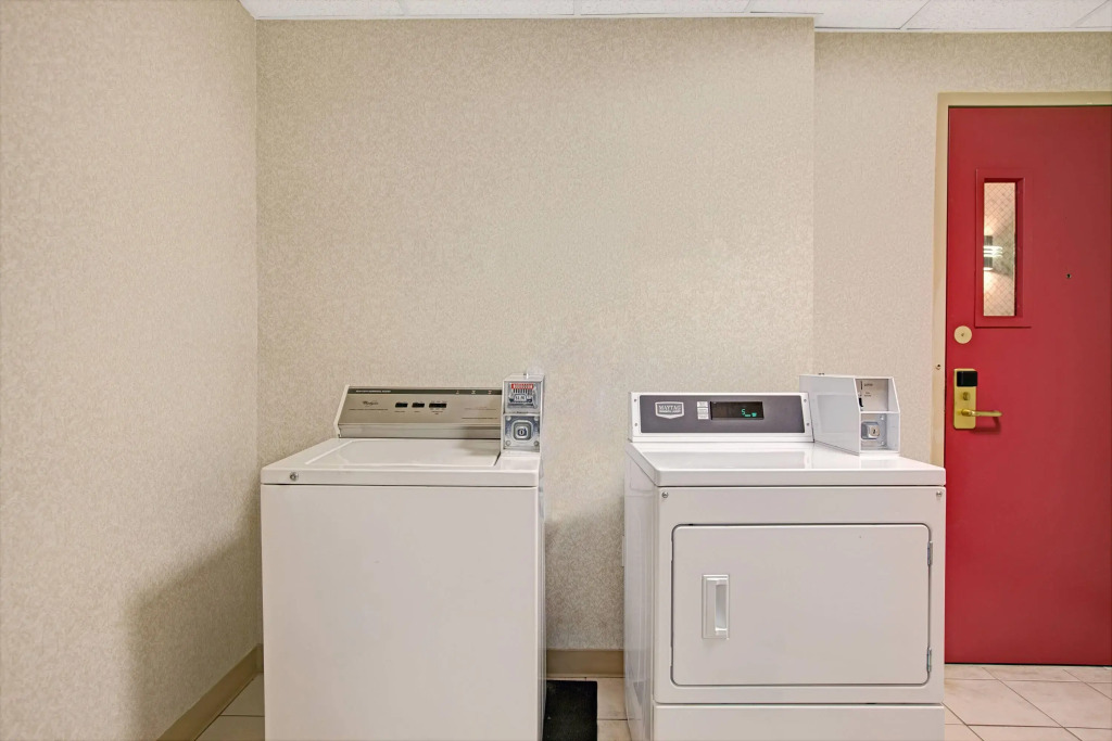 Days Inn by Wyndham Parsippany