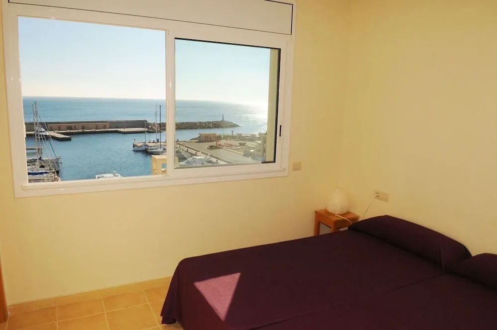 Residencial Marina del Port 33-34