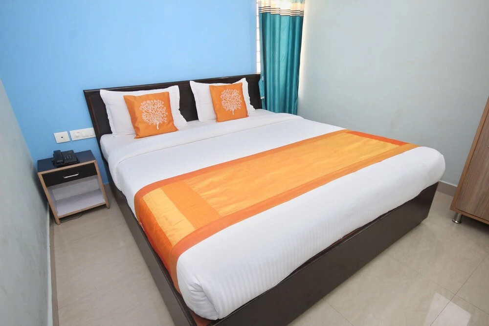 OYO 7480 Garden Green Deluxe 2