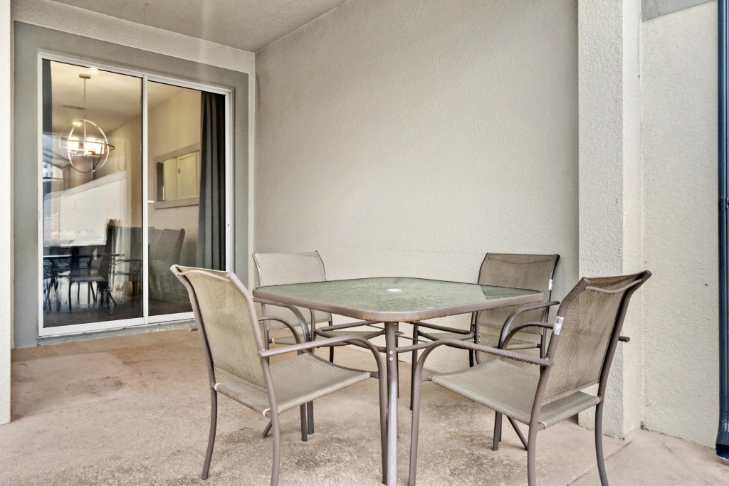 4 Bedrooms 3 Bathrooms Storey Lake 4931 Wa