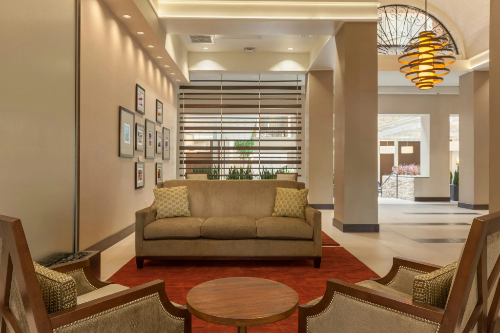 Embassy Suites Baton Rouge