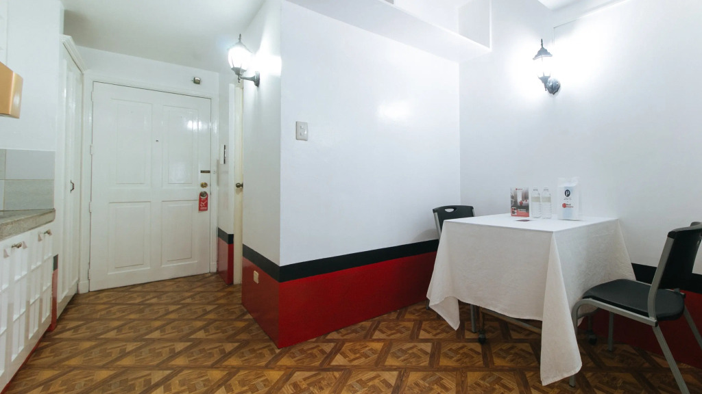 RedDoorz at The Providence Tower
