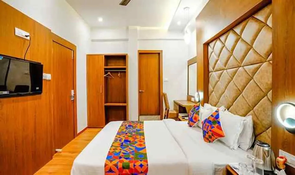 Hotel O Sunrise Suites