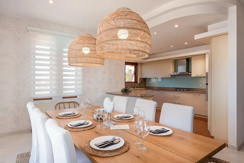 Luxurious Villa With Amazing Views Infinity Heated Pool Hamam Billiard Childrens Area